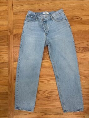 Abercrombie & Fitch The Dad High Rise Denim